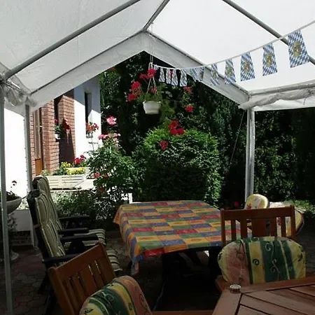 Guest house Magdi Panzio *